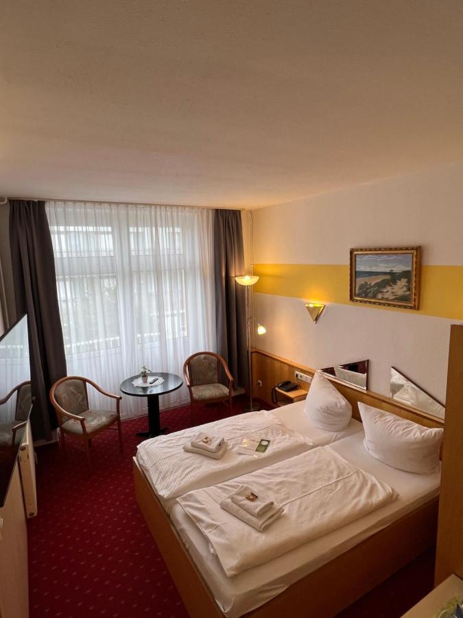 Hotel Poseidon Ostseebad Kühlungsborn Екстериор снимка